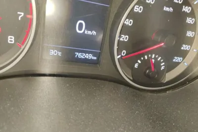 Kia kx1 Stonic 2019, 76200 км, за 7003 USD - фото 11