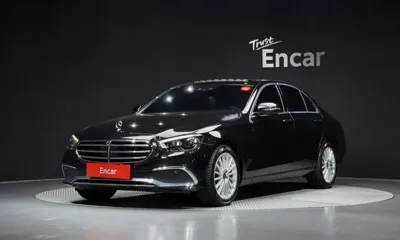 Mercedes-Benz E-Class · 2022 год