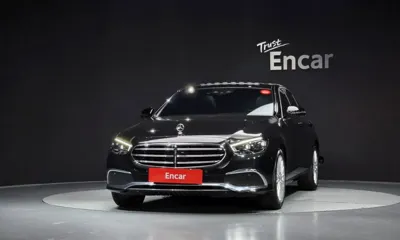 Mercedes-Benz E-Class 2022, 68046 км, за 21483.36 USD
