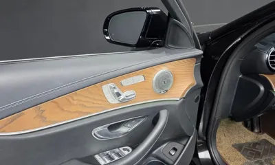 Mercedes-Benz E-Class 2022, 68046 км, за 21333.86 USD - фото 35