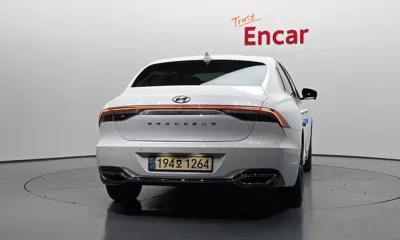 Hyundai Grandeur 2022, 34405 км, за 19090.16 USD