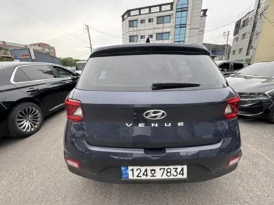Hyundai Venue 2022, 39860 км, за 11701.22 USD