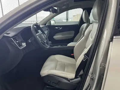 Volvo XC60 2018, 119000 км, за 12212.83 USD - фото 7