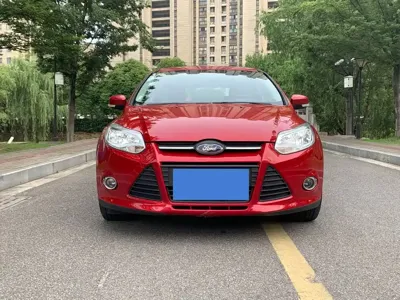 Ford Focus 2012, 90000 км, за 1633.28 USD