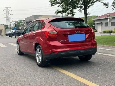 Ford Focus 2012, 90000 км, за 1633.28 USD