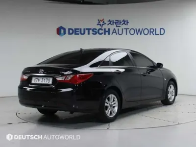 Hyundai Sonata 2010, 128723 км, за 1854.3 USD
