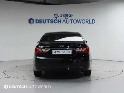 Hyundai Sonata 2010, 128723 км, за 1854.3 USD