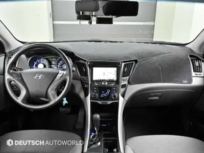Hyundai Sonata 2010, 128723 км, за 1854.3 USD - фото 7