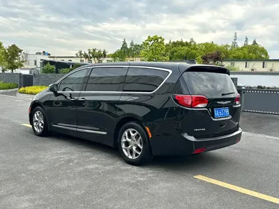Chrysler Grand Voyager (Import) 2017, 110000 км, за 17431.11 USD - фото 6