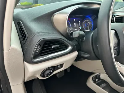 Chrysler Grand Voyager (Import) 2017, 110000 км, за 17431.11 USD - фото 13