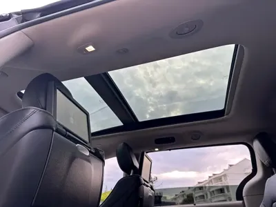 Chrysler Grand Voyager (Import) 2017, 110000 км, за 17431.11 USD - фото 21