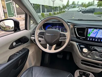 Chrysler Grand Voyager (Import) 2017, 110000 км, за 17431.11 USD - фото 39