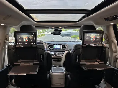 Chrysler Grand Voyager (Import) 2017, 110000 км, за 17431.11 USD - фото 53
