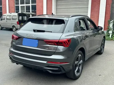 Audi Q3 2021, 71000 км, за 20598.49 USD