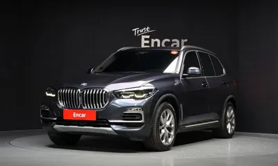 BMW X5 · 2021 год