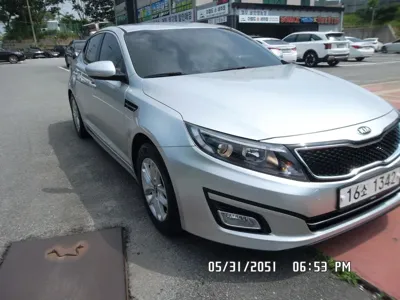 Kia K5 2015, 172007 км, за 4102.36 USD