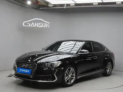 Hyundai Grandeur 2017, 123062 км, за 7882.74 USD