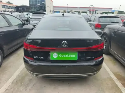 Volkswagen Passat 2023, 107500 км, за 14316.97 USD - фото 6