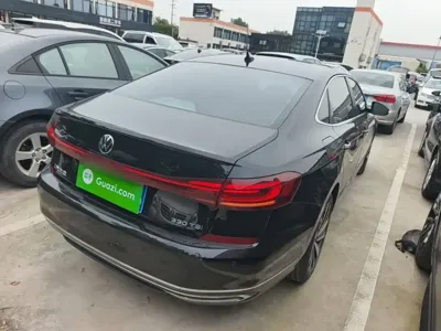 Volkswagen Passat 2023, 107500 км, за 14316.97 USD - фото 7