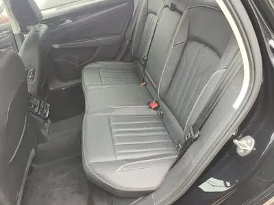 Volkswagen Passat 2023, 107500 км, за 14316.97 USD - фото 17