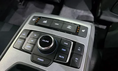 Genesis G80 2019, 76520 км, за 11159.25 USD - фото 19