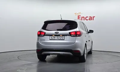 Kia Carens 2017, 27647 км, за 9518.78 USD