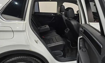 Volkswagen Tiguan 2021, 26373 км, за 22102.31 USD - фото 11