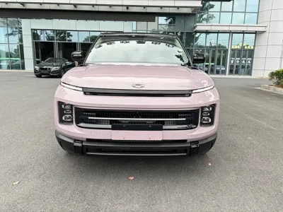 Geely ICON 2025, 15000 км, за 9858.55 USD