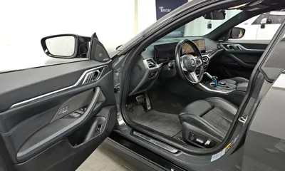BMW i4 2023, 90744 км, за 32985.22 USD - фото 10