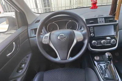 Nissan Tiida 2016, 123300 км, за 6392 USD - фото 9