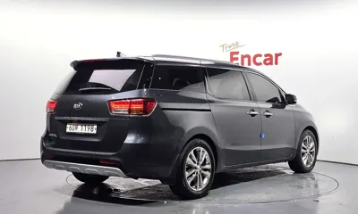 Kia Canival 2017, 135711 км, за 7995.84 USD