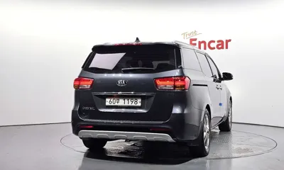 Kia Canival 2017, 135711 км, за 7995.84 USD