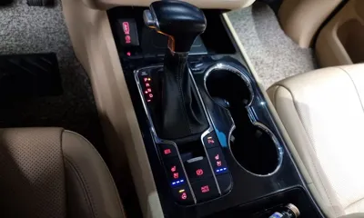 Kia Canival 2019, 121672 км, за 9010.79 USD - фото 9