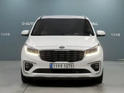 Kia Canival 2019, 201704 км, за 7475.78 USD