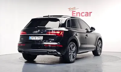 Audi Q5 2021, 71965 км, за 24446.64 USD