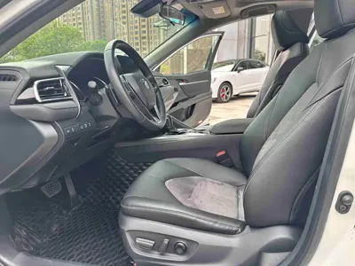 Toyota Camry 2021, 63000 км, за 15039.82 USD - фото 12