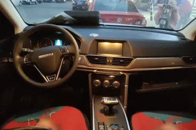 Haval H6 2018, 64200 км, за 4715 USD - фото 9