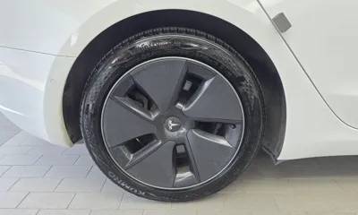 Tesla Model 3 2021, 79854 км, за 20677.43 USD