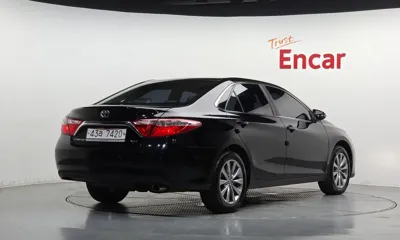 Toyota Camry 2017, 57579 км, за 9122.16 USD