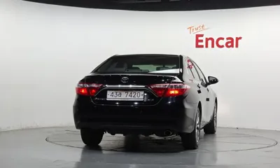Toyota Camry 2017, 57579 км, за 9122.16 USD