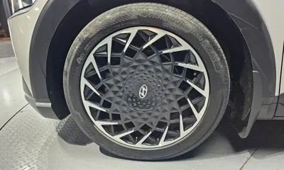 Hyundai Ioniq5 2023, 125996 км, за 17198.37 USD