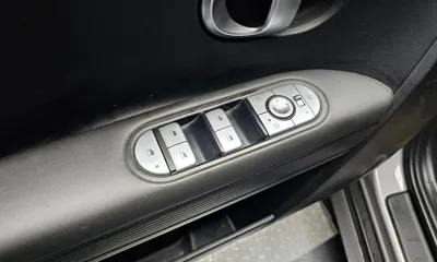 Hyundai Ioniq5 2023, 125996 км, за 17198.37 USD - фото 28