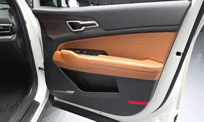Kia Sportage 2022, 109126 км, за 14894.32 USD - фото 24