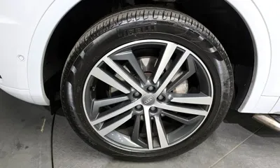 Audi Q5 2020, 108782 км, за 21143.04 USD