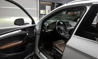 Audi Q5 2020, 108782 км, за 21143.04 USD - фото 10
