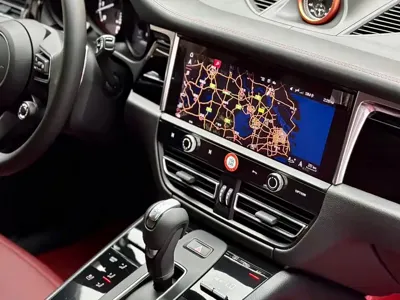Porsche Macan 2022, 39000 км, за 49801.78 USD