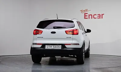 Kia Sportage 2011, 105620 км, за 3766.1 USD