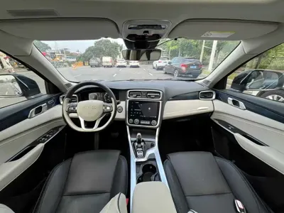 Lynk & Co 01 2019, 38000 км, за 7283.56 USD