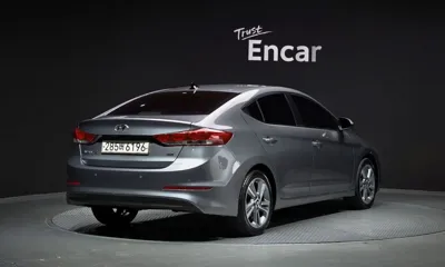 Hyundai Avante 2017, 114742 км, за 5846.03 USD
