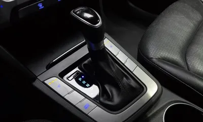 Hyundai Avante 2017, 114742 км, за 5846.03 USD - фото 9